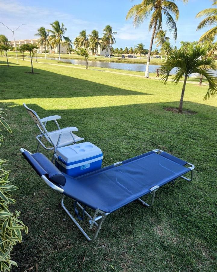Apartamento na Praia do Saco - Condomínio Villa das Águas Estância Esterno foto